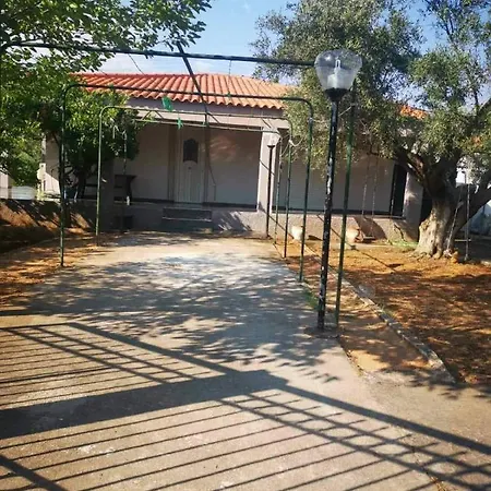 χαλκιδα δροσια μονοκατοικια * Dhrosia